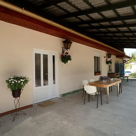 Apartman Eden Garden *