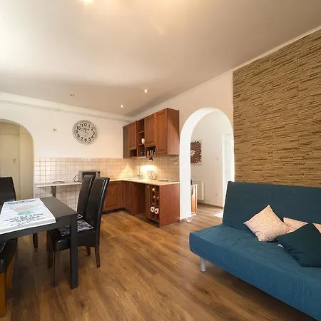 Apartment Eden Garden